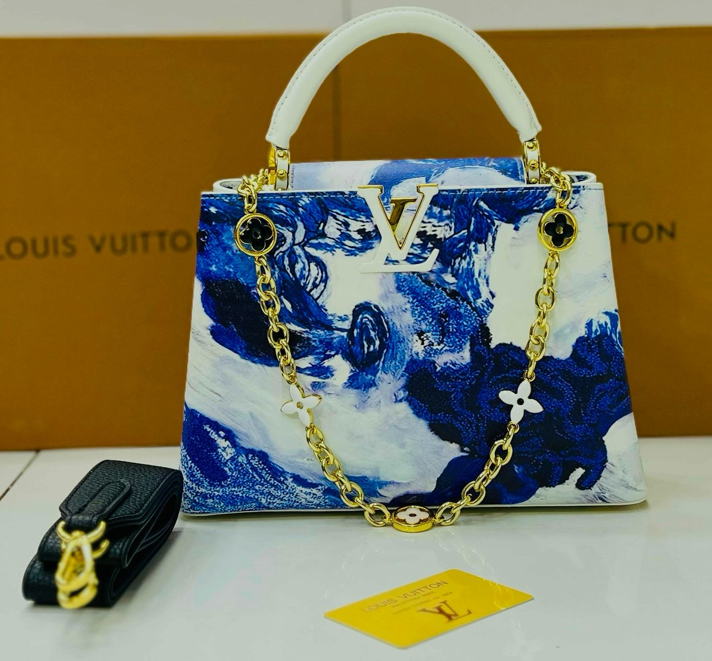 LOUIS VUITTON 57th Street PARIS Capucines BB